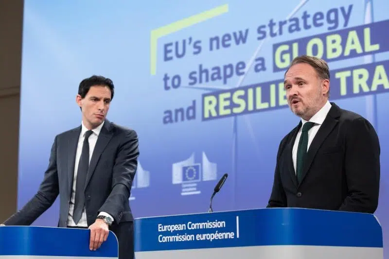 EU energy & housing commissioner Dan Jørgensen (right)