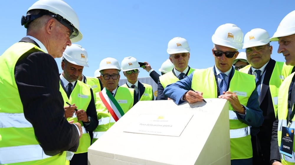 Eni-Seri Brindisi ceremony